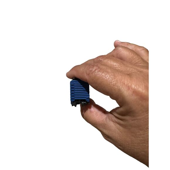 ATLAS NSCALE TRAIN CAR, FLORIDA EAST COAST SPEEDWAY BLUE BOX CAR. - Picture 7 of 9